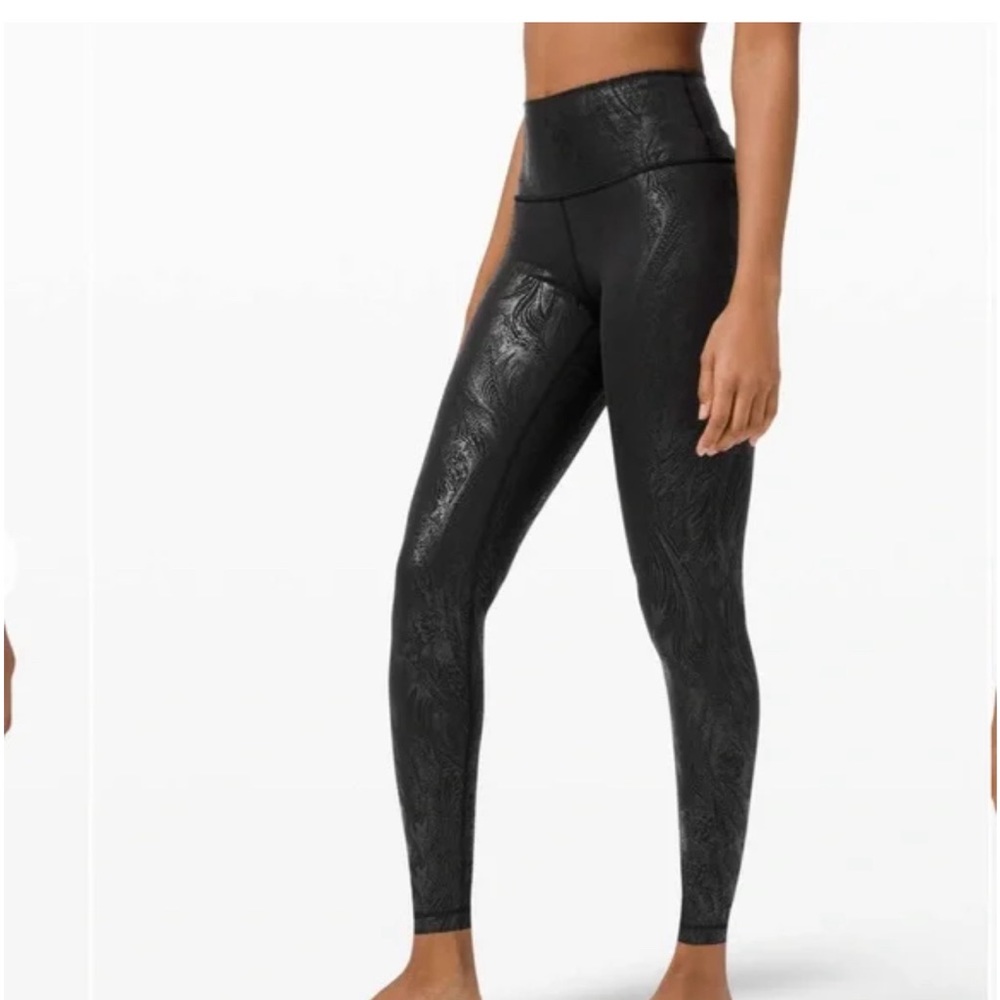 Lululemon black foil leggings